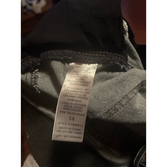 Democracy women’s skinny jeans high rise lightly distressed size 14 - Picture 4 of 4